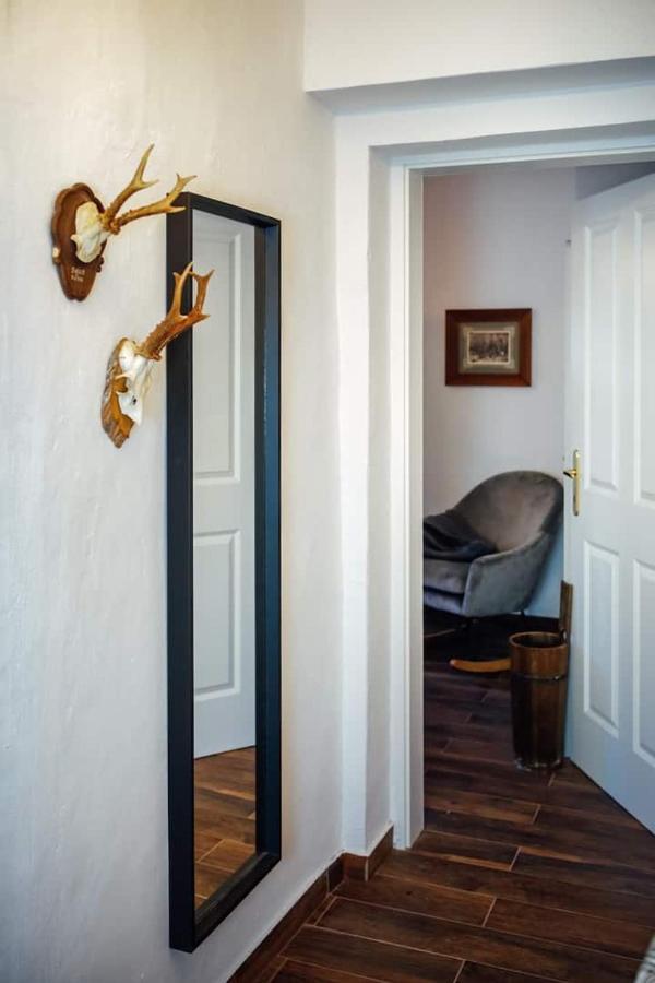 Apartment Aussee- Beletage Salzherrenhof- Kueche, Wlan, Netflix "바트아우시 외부 사진
