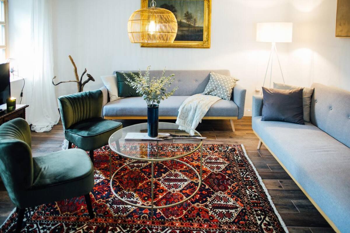 Apartment Aussee- Beletage Salzherrenhof- Kueche, Wlan, Netflix "바트아우시 외부 사진