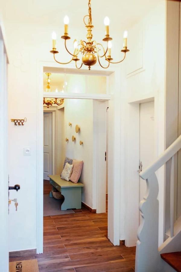 Apartment Aussee- Beletage Salzherrenhof- Kueche, Wlan, Netflix "바트아우시 외부 사진