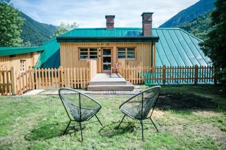 Apartment Aussee- Beletage Salzherrenhof- Kueche, Wlan, Netflix "바트아우시 외부 사진